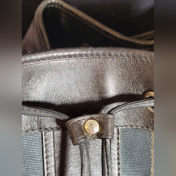 AUTHENTIC FENDI Pequin BUCKET BAG - Picture 10 of 16